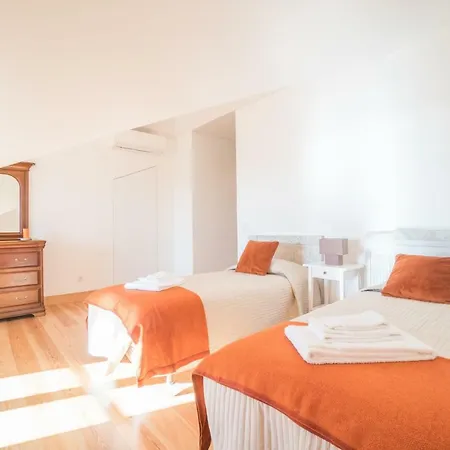 Superb Flat Cathedral & River View Apartman Lisboa